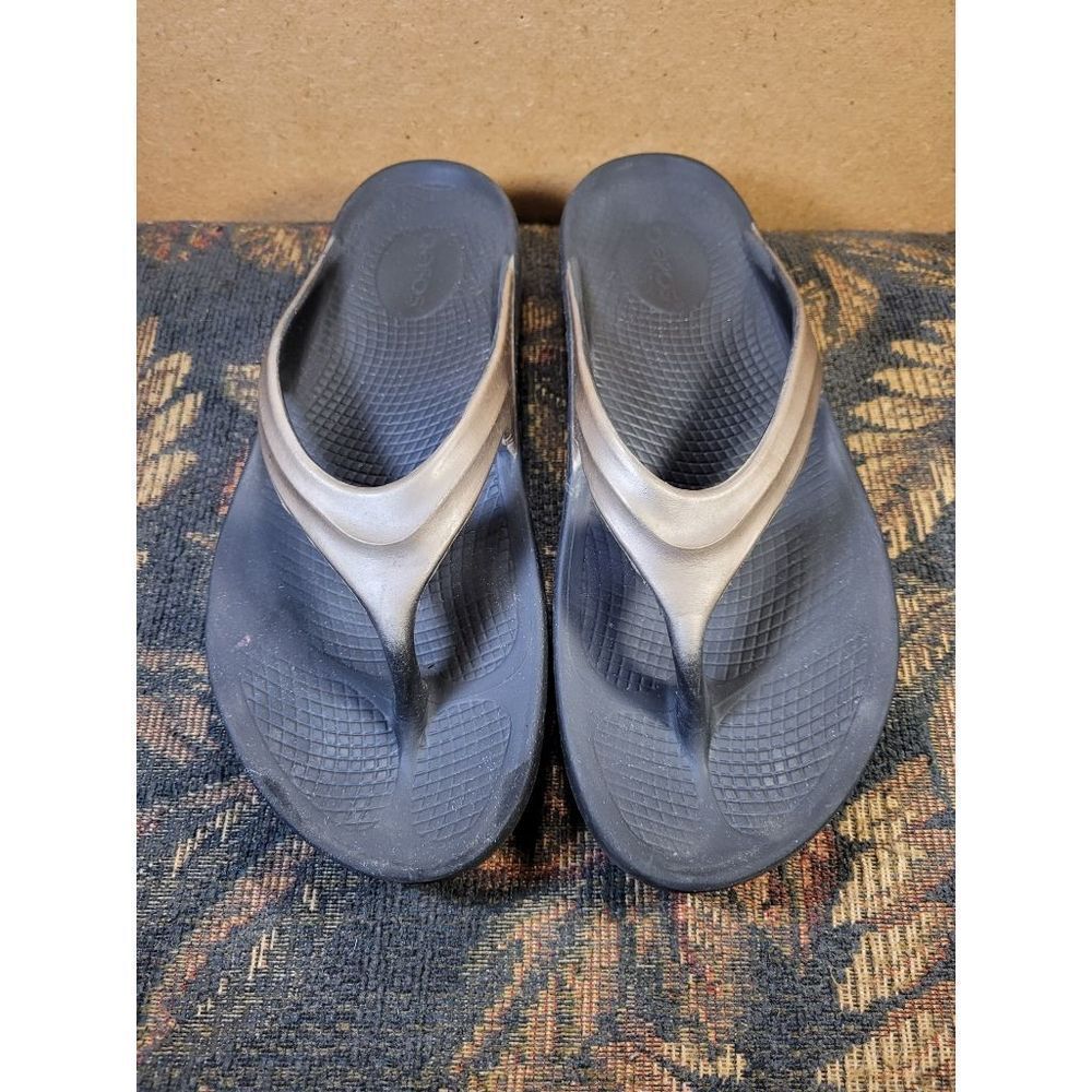 Oofos Women's Oolala Luxe Black and Latte Sandals- Size 10/EU 41